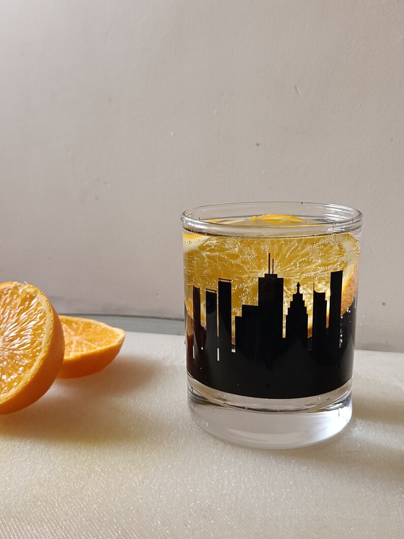 Toronto Whiskey Glass Set of 2 Toronto Cityscape Glasses Etsy
