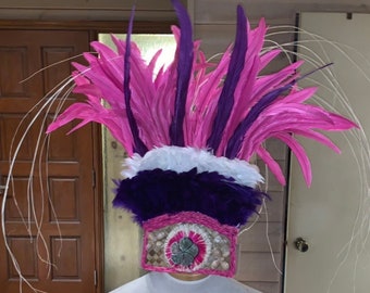 Custom made Tahitian headpiece. Go to coversation to initiate and personalize your order.