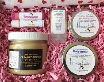 Gift boxes with all natural products from our beehives.