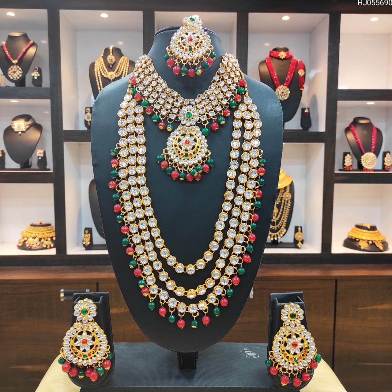 Meena set shop