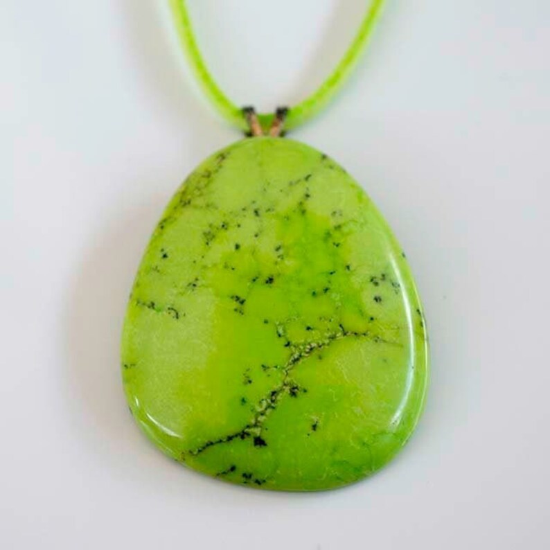 Pendant Necklace Unusual Pedant, Green Pendant Necklace Apple Green Magnesite Pendant Necklace