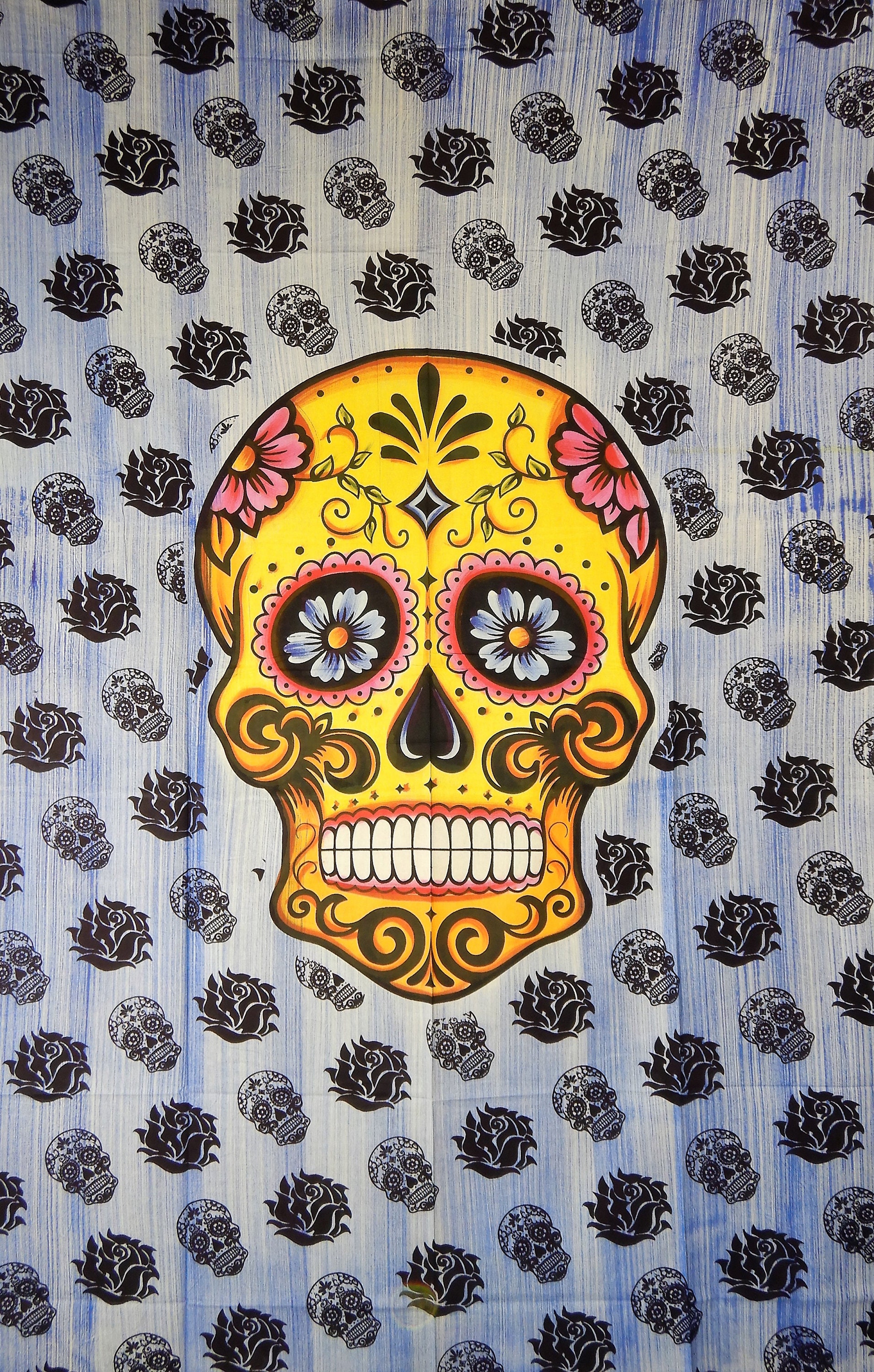 Tenture Murale Tête de Mort Mexicaine Pouvant Servir Tapisserie, Couvre Lit, Nappe, Rideaux ou Drap 
