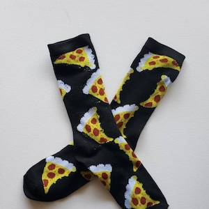WOMEN FOOD SOCKS| Women&#39;s Muchie Edition Pizza Socks