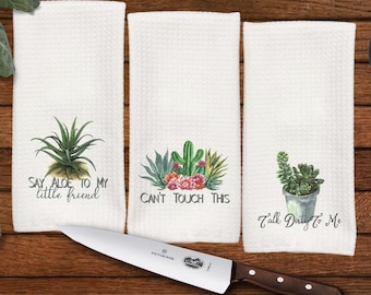 Cactus towel set, Great gift for Mom, Hostess Gift, Dish Towels, Housewarming Gift, Wedding Shower Gift, Hand Towel