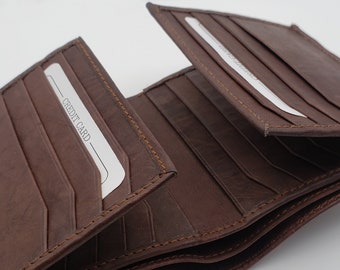 AG Wallets Men's Cowhide Leather European Bifold Multi Card Hipster 2 ID Window