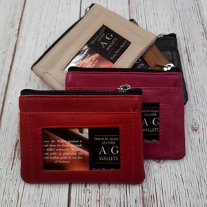 Monedero de cuero AG Wallets con ranura para identificación, tarjetero con llavero y minibolsillo con cremallera