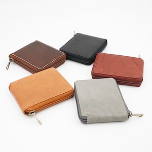 AG Wallets Cartera plegable de cuero de vaca Napa de grano completo para hombre con cremallera alrededor, cartera con cremallera de seguridad en efectivo para identificación de tarjeta