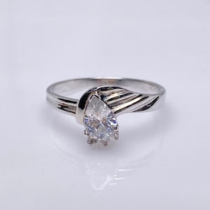 Angled Pear cut Diamon Cluster Ring -Sterling Silver-Diamond Ring-Floral Dainty-Geometric Solitaire Ring -Vintage Inspired Design US 8.5