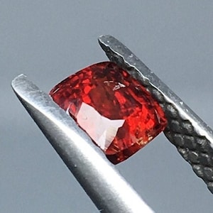 Red Spinel/Burmese Spinel/Natural Gemstones/Red Spinel /0.87 Ct Cushion Cut Spinel