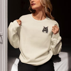 Cozy Cat Lover&#39;s Crewneck Sweatshirt | Unisex Cat Sweatshirt, Funny Animal Sweater, Gift for Cat Owners, Cute Casual Wear, Everyday Comfort