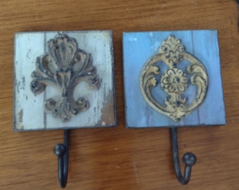 Vintage Wall Hanging Coat Hooks/Fixture