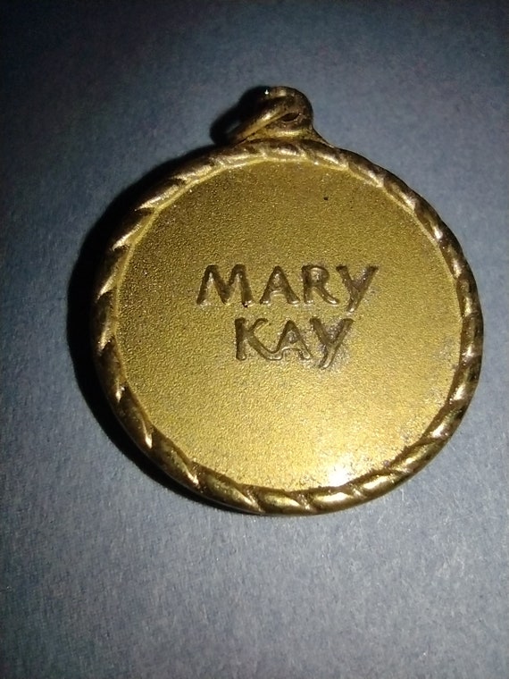 Mary Kay Vintage Rhinestone Outstanding Sales Awa… - image 5