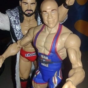 WWE Bobby Roode & Kurt Angle Entrance Greats with Musical Push Button Stand of Each Entrance Song or Loose Action Figures Pre-Owned/used
