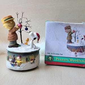 Snoopy Music Box - Etsy