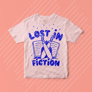 Plotterdatei Lost in Fiction, Plottervorlage, Plottermotiv, plotten, Siebdrucken, Siebdruckvorlage, Lesen Motiv, Leseratte, dxf, svg, diy