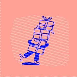 Könnte beinhalten: Blaue Illustration einer Person, die einen Stapel von drei verpackten Geschenkboxen mit Schleifen trägt. Die Boxen sind rechteckig und haben Schleifen aus Band oben. Der Hintergrund ist hellkorallenfarben mit diagonalen weißen Streifen.
