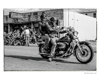 Bike Week, Daytona, 1981 - Impresión de póster en blanco y negro