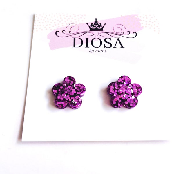 Pink Floral Stud Earrings, Shiny resin studs, handmade stud earrings, modern pink Flower Shape Studs, Small Pink Glitter Resin Stud Earrings