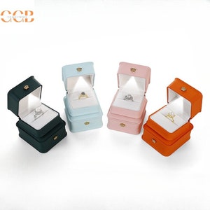Customized Square Led Light Ring Or Pendant Box, Engagement & Wedding Set Elegant Keepsake Box, Single Slot Ring Box, Ring Bearer Box
