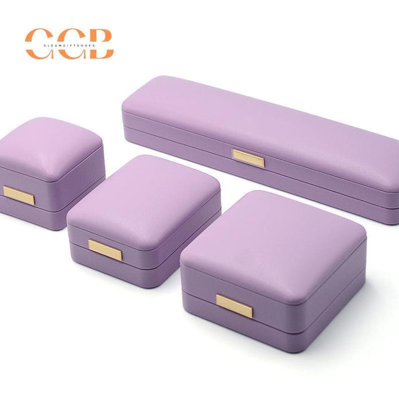Kundenspezifische Premium-Luxus-Schmuckschatulle aus Lavendel und weißem Leder, Schmuckset, Mikrofaserfutter, Schmuckverpackung, Armband- und Halskettenbox Bild 5
