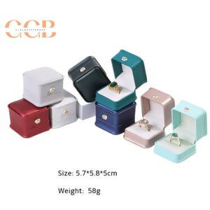 Classic pu leather crown engagement ring box, single ring box, pendant box, jewelry box, proposal ring box, gift box, wholesale jewelry box