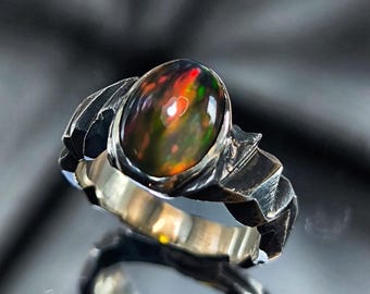 Red Ethiopian Opal Silver Ring — Raw Textured 925 Ring
