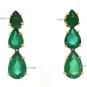Brincos em forma de pêra grande esmeralda real ouro | Brincos pendentes de pêra esmeralda natural 10CT em ouro | Brincos de esmeralda com corte esmeralda em ouro
