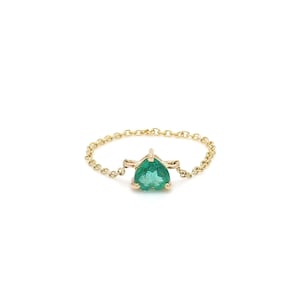 Emerald heart 14K solid gold chain ring | Natural emerald heart cut link chain ring | Real green emerald pinky ring gold | Heart ring gold