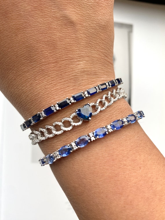 Buy 4 Prong Setting Oval Blue Sapphire Tennis Bracelet Online US - Diamonds  Factory