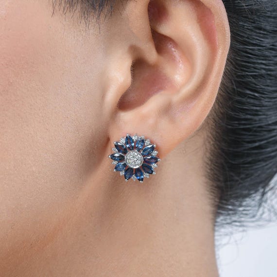 【最高級】天然 サファイア ダイヤモンド ピアス スタットピアス 大迫力 永遠の輝き 国内生産 最高級品質 K18WG・6.38ct 刻印有 18金 ブルーサファイア ダイヤモンド イヤリング スタッド ゴールド | 天然