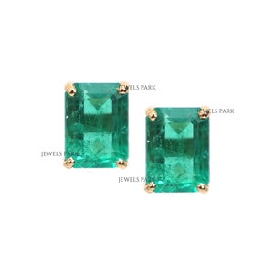 Brinco mini tachas octógono esmeralda ouro | Brincos de esmeralda com corte esmeralda natural em ouro | Mini brincos de esmeralda com corte verde esmeralda dourado