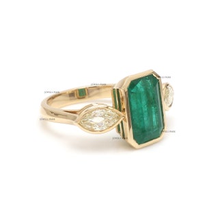 Emerald cut emerald vintage marquise diamond ring gold Natural emerald cut emerald antique ring gold Emerald bezel set diamond ring gold image 5