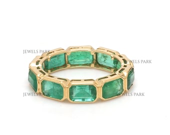 Antique emerald bezel set eternity band gold, Natural emerald cut eternity ring gold, Emerald east west ring gold, Emerald wedding band gold