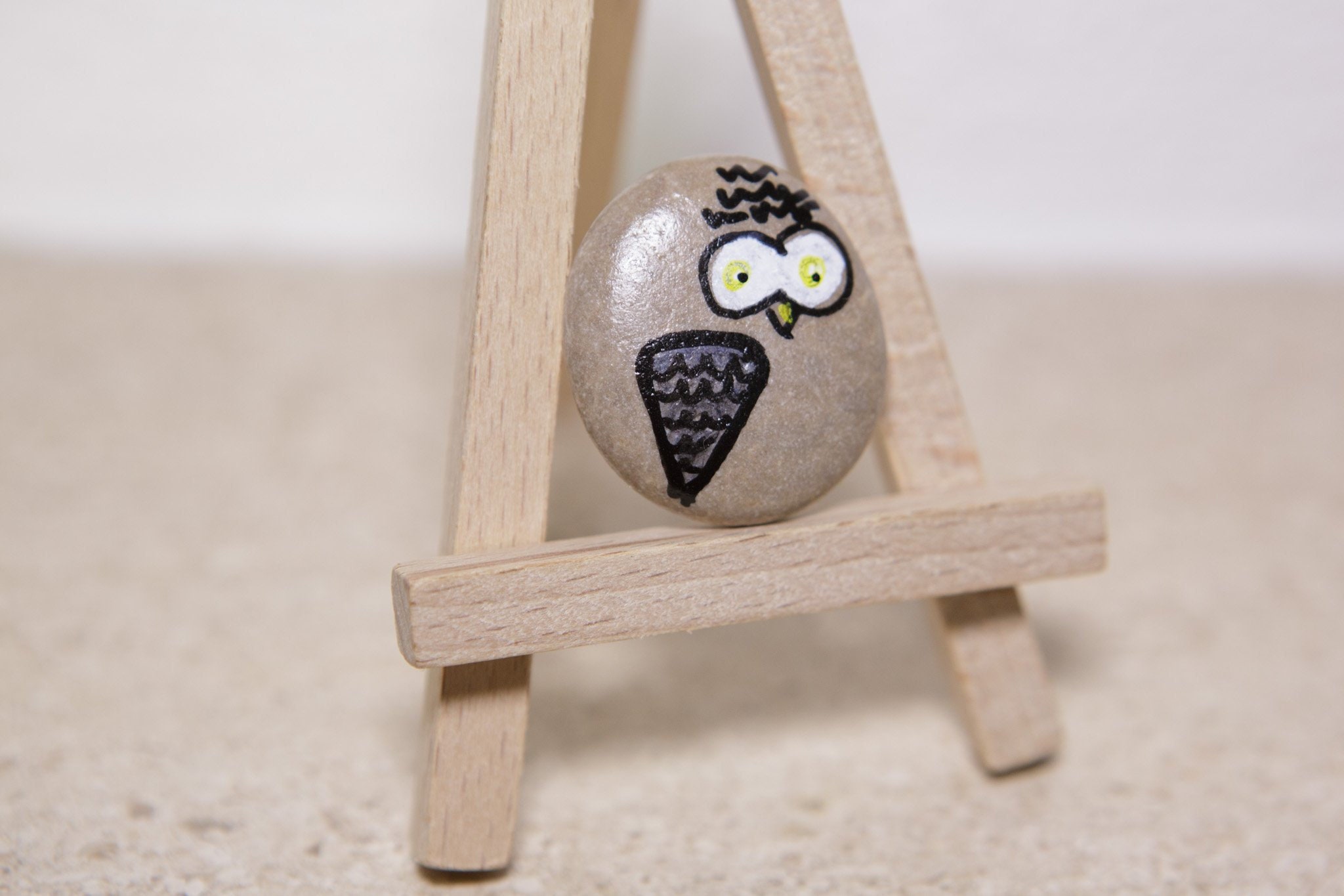 Brooch owl painted pebble