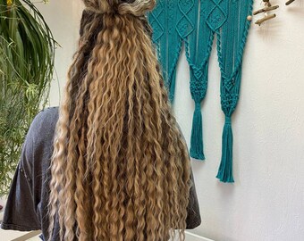 Tie in wavy dreads, pre made dreads, pre twisted hair crochet, braids pre-looped, loose wave dreadlocks, braid in extensions, push up dreads