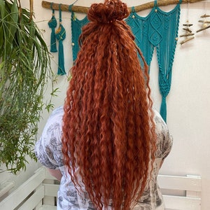 De krullende oranje synthetische dreads complete set, Vlecht haar dreadlock extensions dubbele dreads, Boho dread extensions, cadeau voor mama
