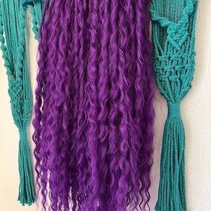 Doble extremo push up rastas violetas, trenza de pelo rizado púrpura en extensiones, extensiones de rastas sintéticas de ganchillo, extensiones de cabello ondulado brujo