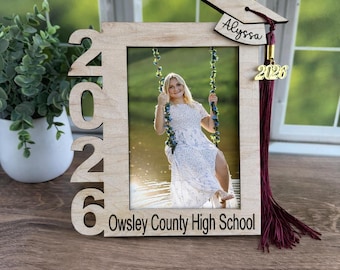 personalized 2026 graduation tassel holder picture frame, custom 4X6 graduation frame keepsake, high school graduation gift for her