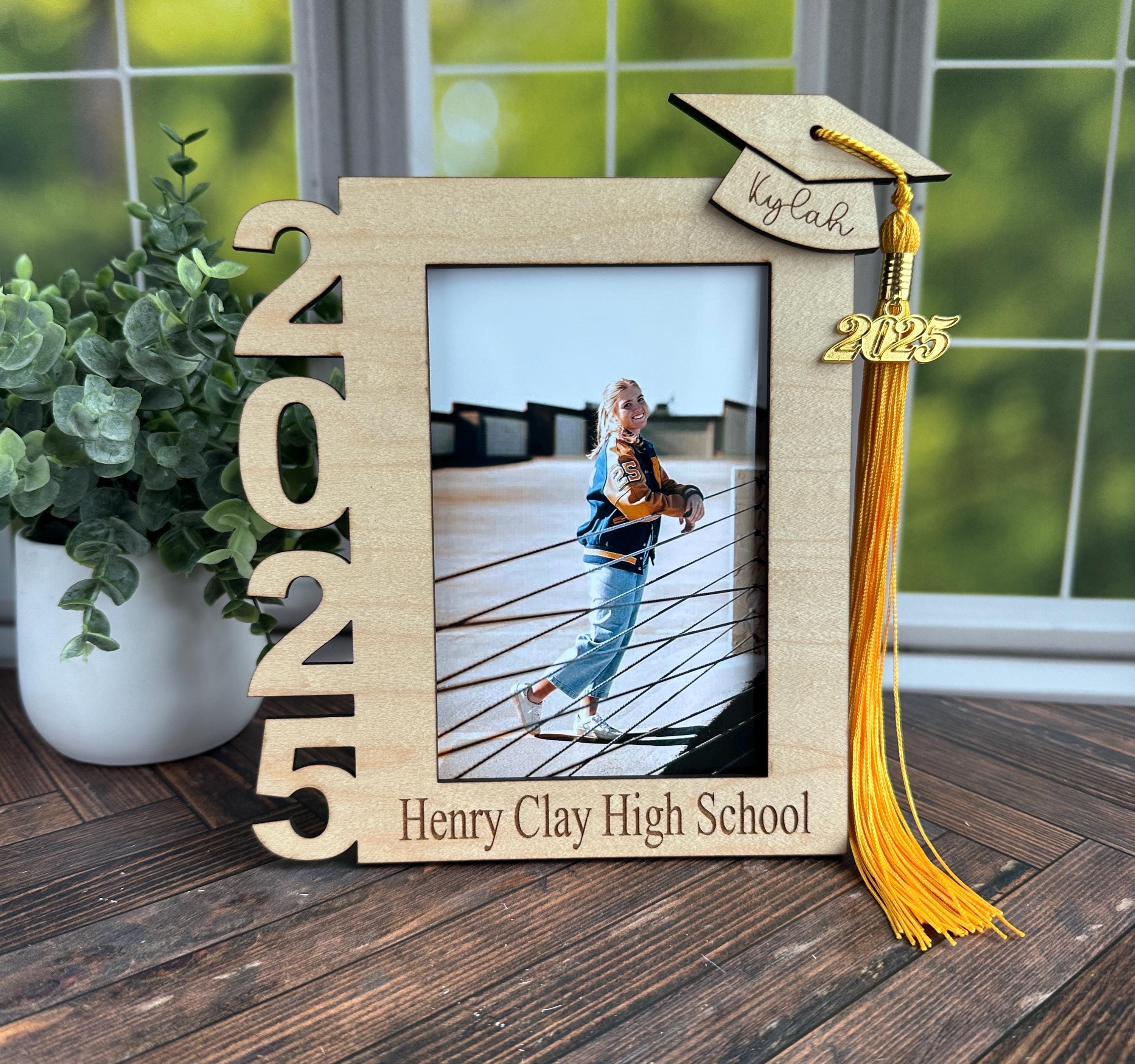 personalized 2025 graduation tassel holder picture frame, custom 4X6 graduation frame keepsake, high school graduation gift for her