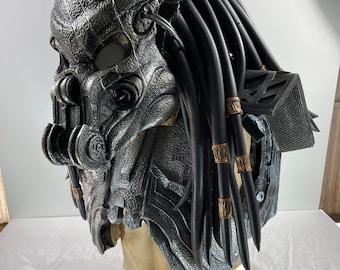 Predator プレデター　1/1スケール　コスプレ　一式セット　要調整・修理 プレデター ケルト風コスプレ衣装 - Etsy 日本