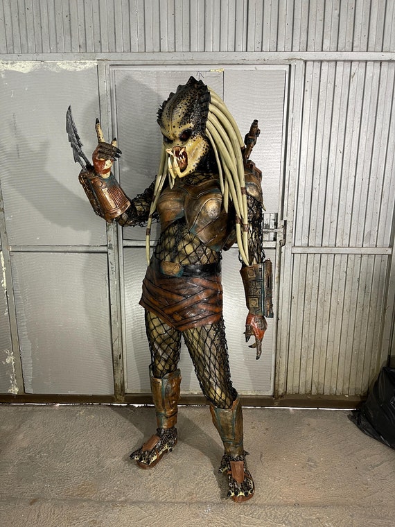 プレデタースタイル★イベント、装飾にフィリピン製ハンドメイド★開閉可能 プレデタースタイル☆イベント、装飾にフィリピン製ハンドメイド☆開閉