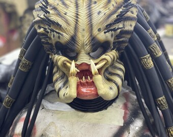 プレデタースタイル★イベント、装飾にフィリピン製ハンドメイド★開閉可能 プレデターのカスタムペイントマスク - Etsy 日本
