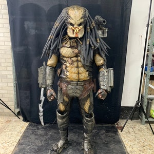 Predator Deluxe Cosplay Costume image 3