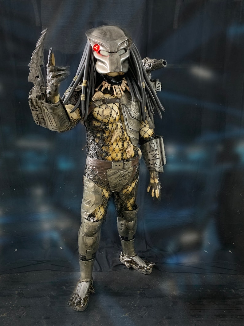 Predator Deluxe Cosplay Costume image 2