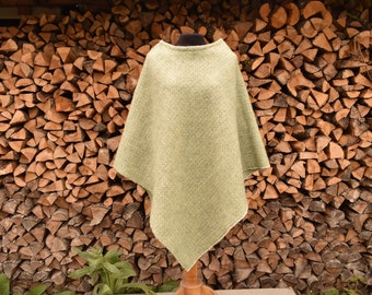 Poncho extra large en laine d'agneau vert clair XL Poncho avec écharpe vert clair en laine d'agneau taille XL Cape en laine vert clair extra large