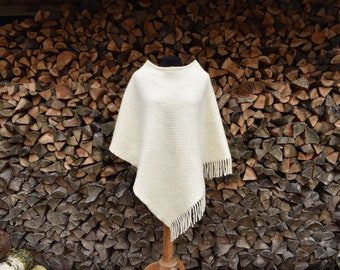 Poncho en laine d'agneau blanc crème uni grande taille Cape en pure laine crème blanc uni grande taille Cape en laine d'agneau blanc crème uni grande taille