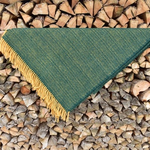 Green lamb&#39;s wool plaid Green lamb&#39;s wool cover Wool cover with fringes Green plaid Green warm cover Warm green plaid Wool  blanket