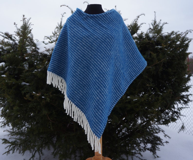 Medium sized striped blue wool poncho Medium sized blue striped lambswool cloak Blue striped cloak Striped medium sized blue lambswool cape