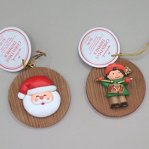 Vintage Hallmark Trimmer Elfe und Weihnachtsmann.  1984. Original Tags.