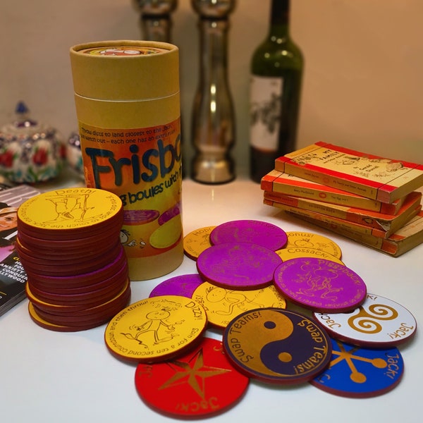 Frisboules! A Party game of throwing discs with family and friends.